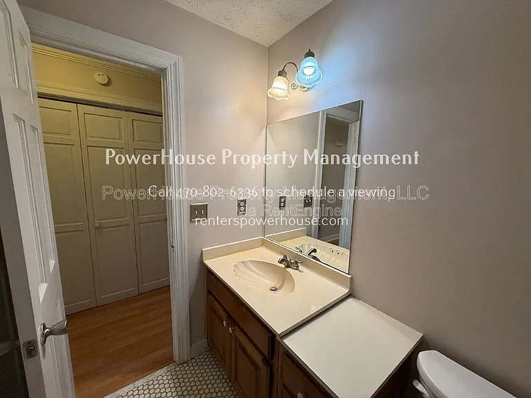 3209 Henderson Walk — Photo 11