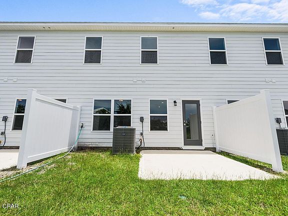 4th image of 5878 Tyndall Pl