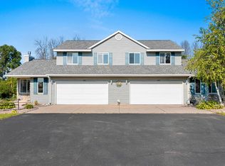 903 Riverview Dr, Little Suamico, WI 54141