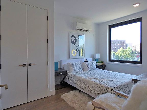 3rd image of 125 Borinquen Pl APT 502