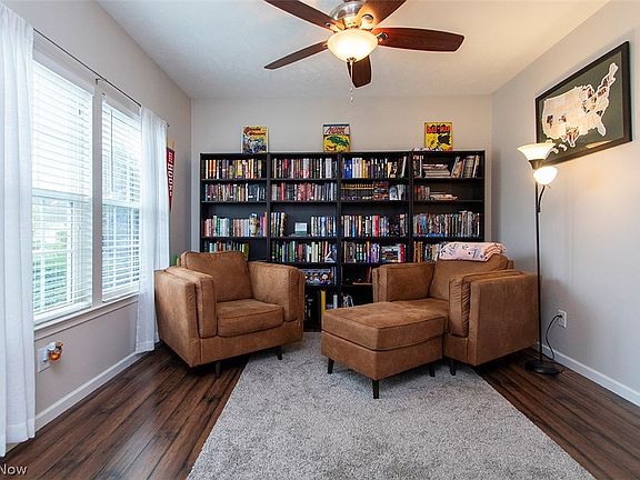 5th image of 2959 Island Creek Dr