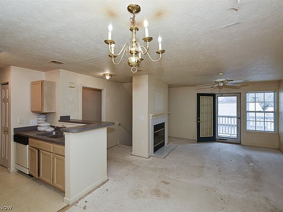 4th image of 29828 Center Ridge Rd #217