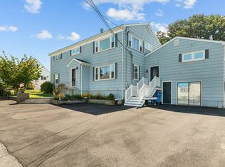 41 Perry Ave FL 2ND, Middletown, RI 02842