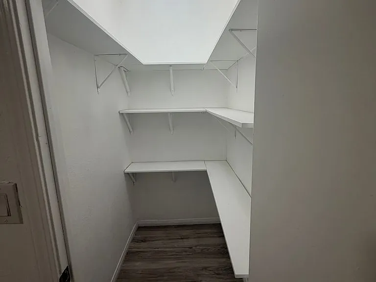 1395 N Pennsylvania Ave — Photo 14
