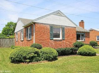 909 Seminole Rd, Frederick, MD 21701