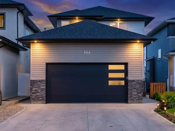 164 Thakur Street, Saskatoon, SK S7W 1C4