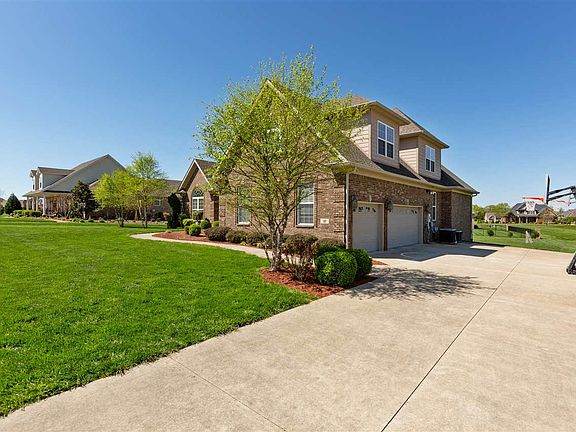 3rd image of 107 Grand Teton Way