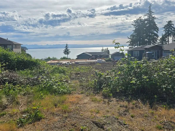 1335 Galerno Rd, Campbell River, BC V9W 1J5
