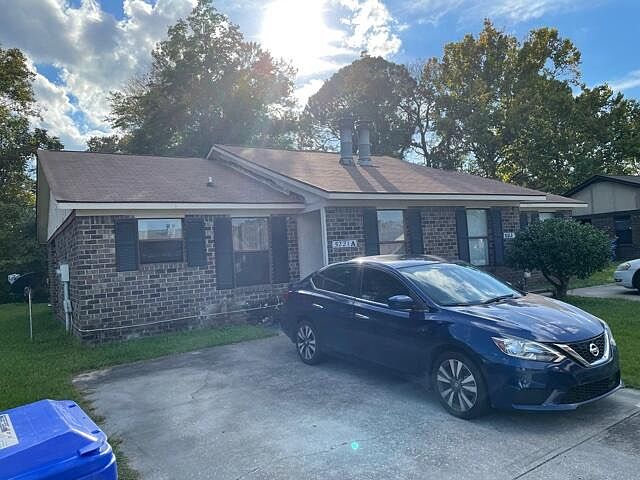 2nd image of 5221 Napoleon Dr #2