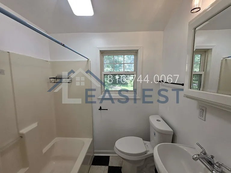 4453 Francis St — Photo 12