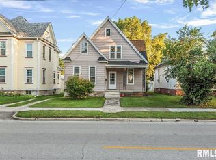 325 E College Ave, Jacksonville, IL 62650