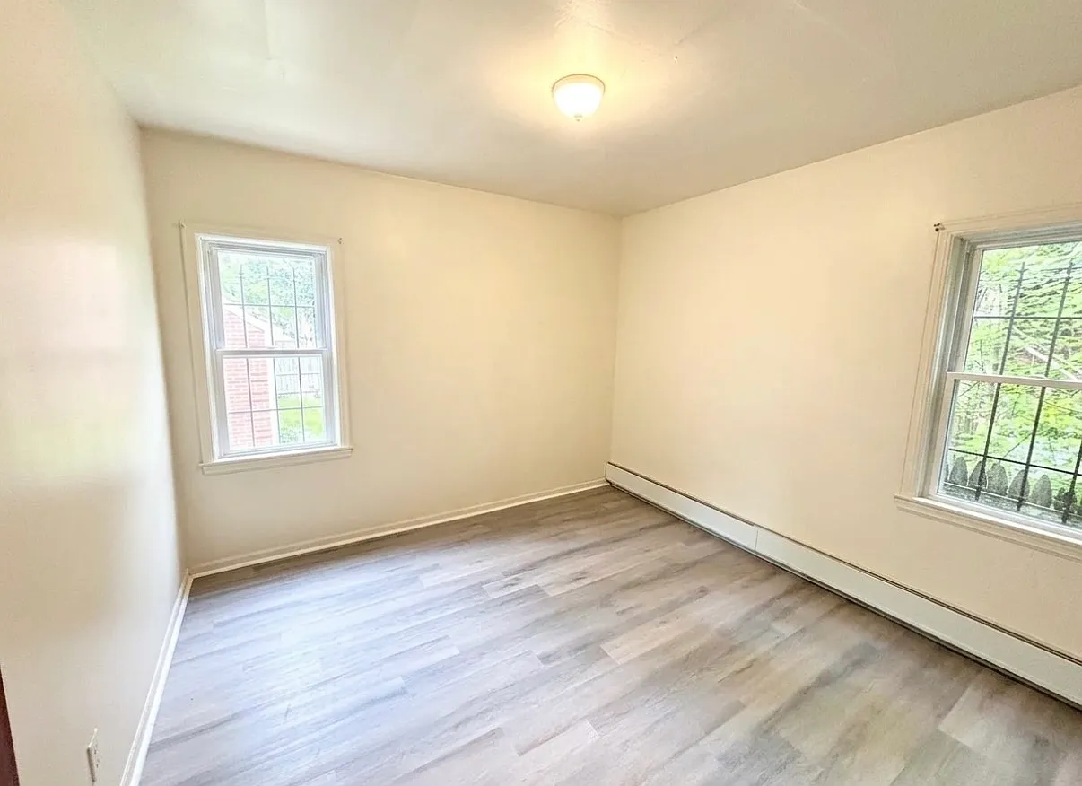 1811 Weston Avenue - 1 — Photo 4