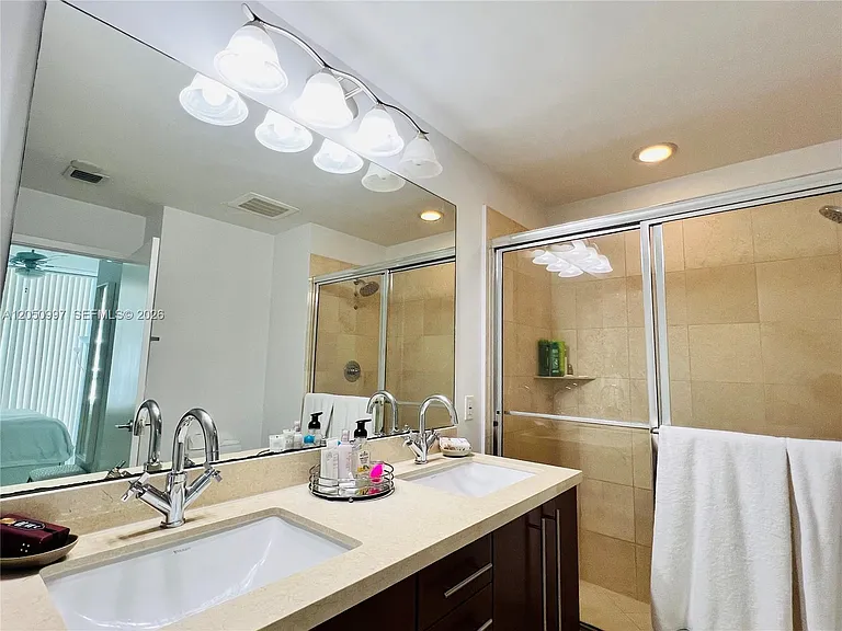 79 SW 12th St #1510 — Photo 43