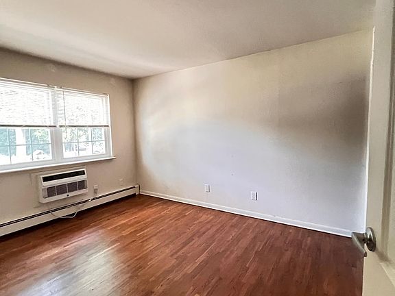 2nd image of 80 Hunt Ave #6B