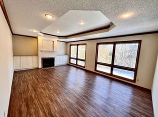 1728 Westbank Way, Manhattan, KS 66503