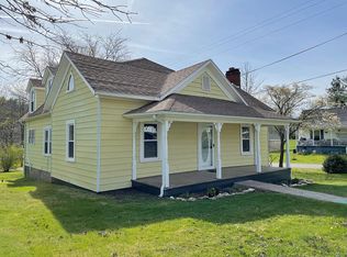 704 E Main St, Fries, VA 24330
