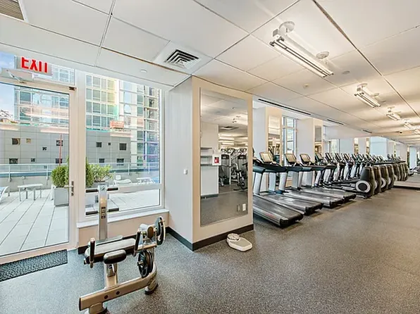247 West 46th Street 1803 image 8 of 9