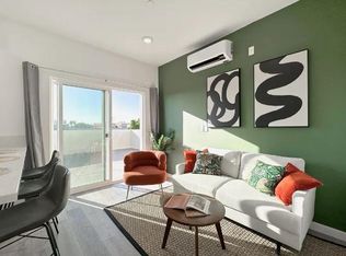 The Green House, Los Angeles, CA 90006