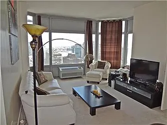 Rented by R New York