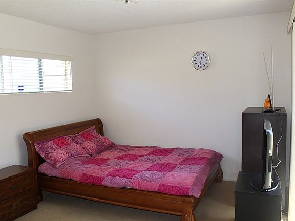 2nd image of 22716 Greenwood Ave