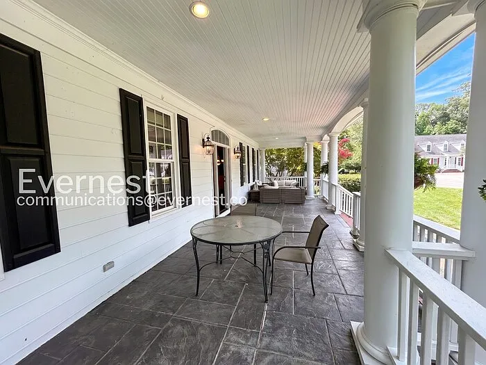 4 bed, 3.5 bath, 4067 sqft, $4,500 — Photo 4