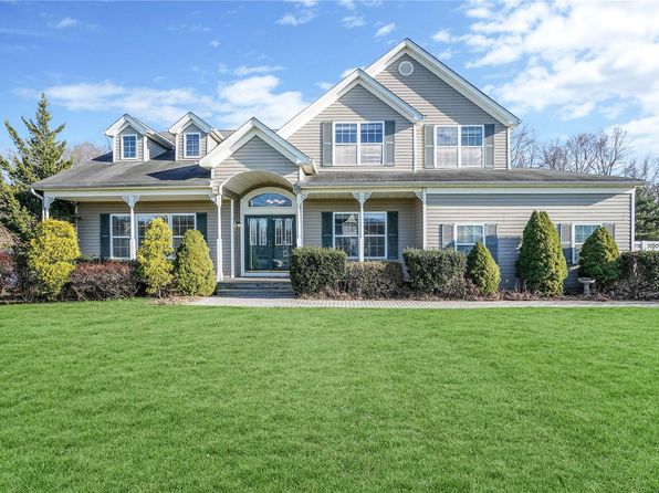 Suffolk County Ny Single Family Homes For Sale 4 816 Homes Zillow