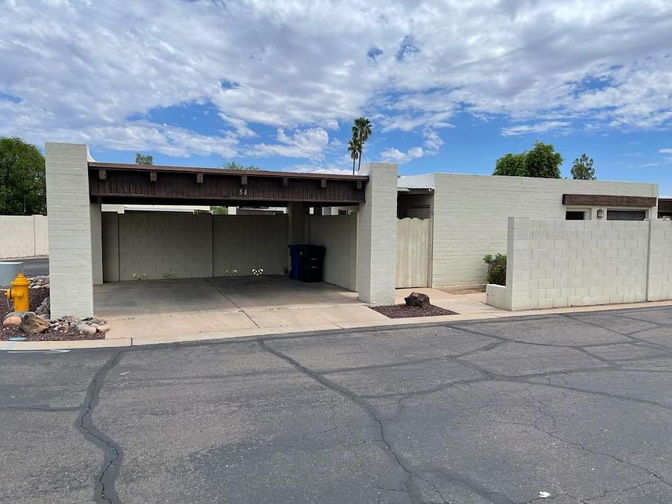 2 car parking spots