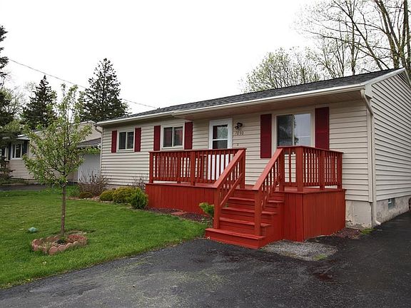 2nd image of 7890 Sagamore Dr N