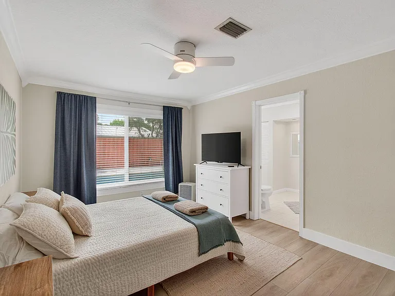 802 Mallard Dr — Photo 32