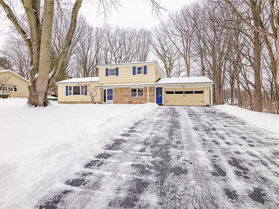 1st image of 68 Bella Dr