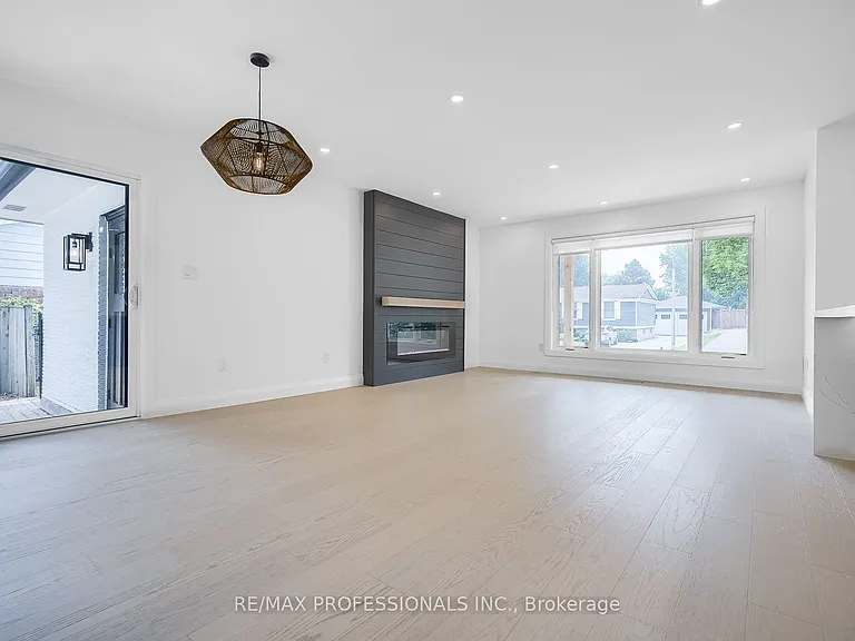 1481 Jefferson Rd — Photo 15