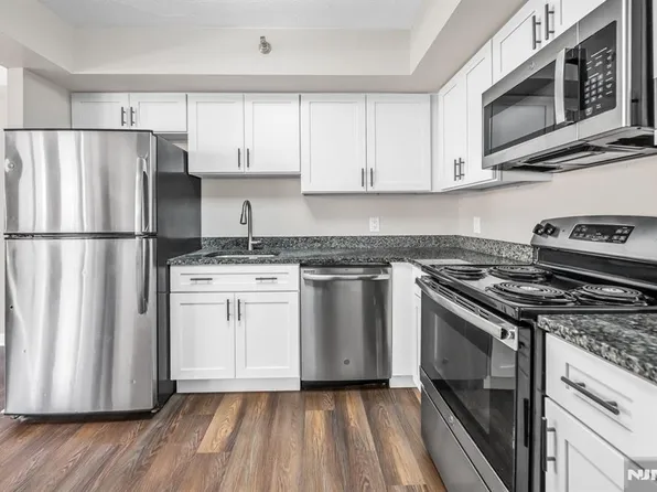 316 Prospect Ave APT 12C, Hackensack, NJ 07601