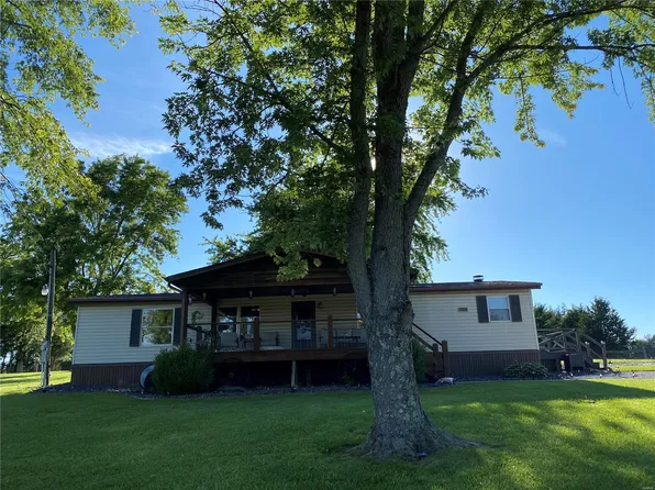 4703 Forshee Hill Rd, De Soto, MO 63020