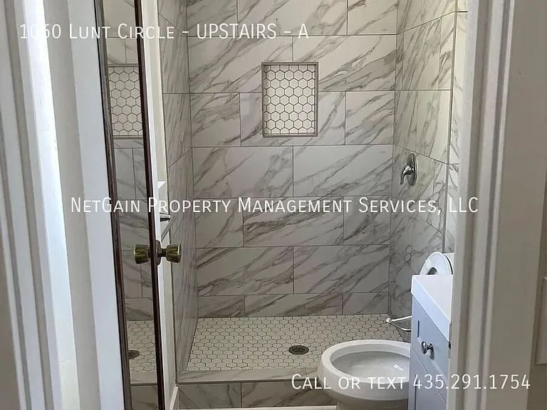 1060 Lunt Cir #A — Photo 15