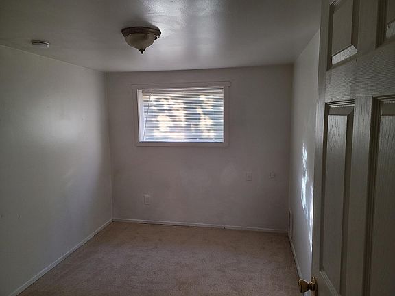 3rd image of 912 Glennwood Ave NE #3