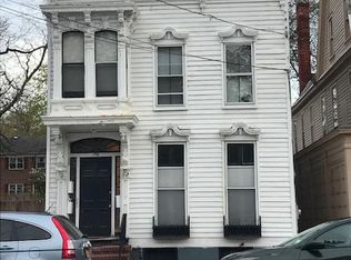 706 Union St APT 1, Schenectady, NY 12305