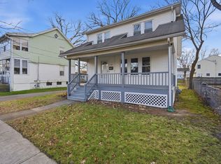 152 Monrovia St, Springfield, MA 01104