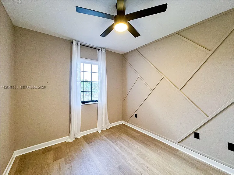 3740 NE 3rd Ct — Photo 18