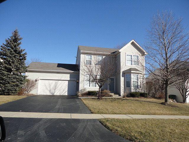 1st image of 415 Fairfax Dr