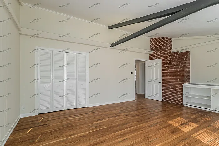 1125 Saint Charles Ave — Photo 9