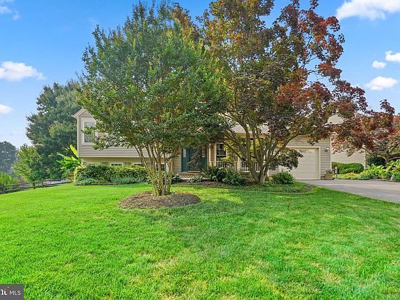 4th image of 24000 Pecan Grove Ln