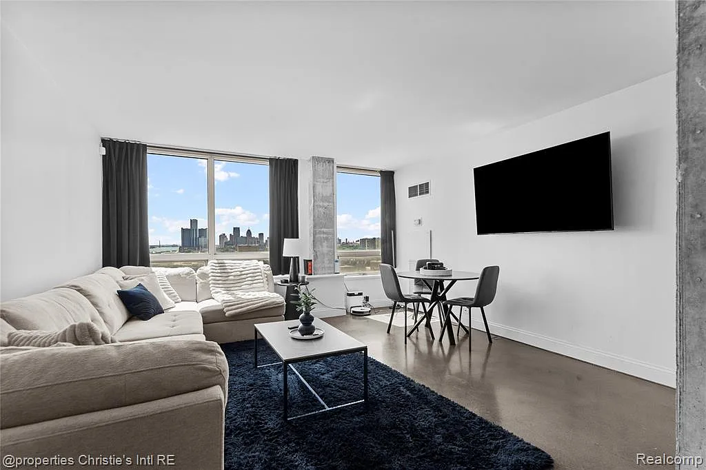 1 bed, 1.0 bath, 740 sqft, $1,850 — Photo 4