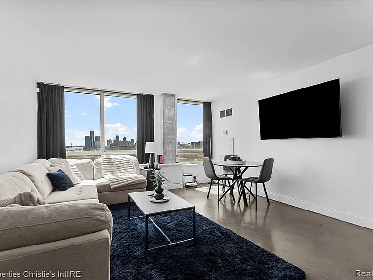 3320 Spinnaker Ln #17E — Photo 5