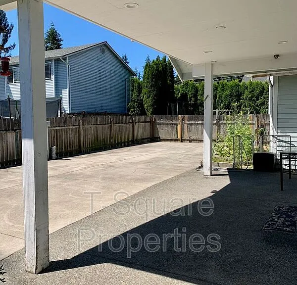 1916 60th St SE — Photo 28