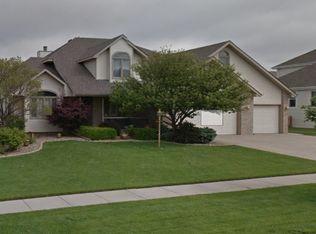 7900 Zachary Cir, Lincoln, NE 68507