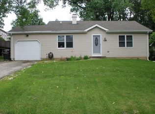 324 Council Trl, Lake In The Hills, IL 60156