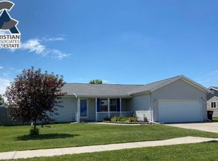 304 Brooklawn Dr, Manhattan, KS 66502