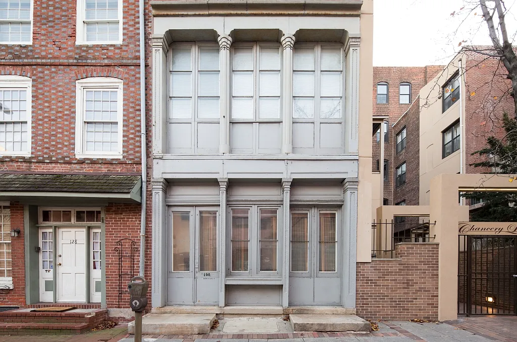 Chancery Lane Apartments — Photo 1