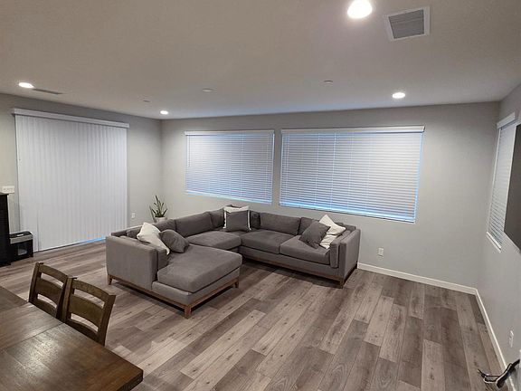 5th image of 4180 San Jose Ave