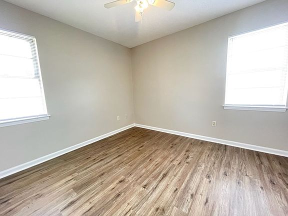5th image of 1736 Northfield Dr